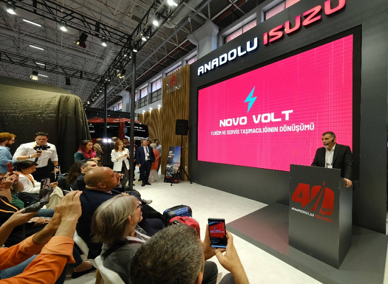 Inovativní expozice Anadolu ISUZU na veletrhu Busworld Turkey 2024