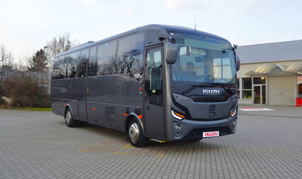 Novinka pro turistickou dopravu: GRAND TORO XL míří na Holiday World 2026